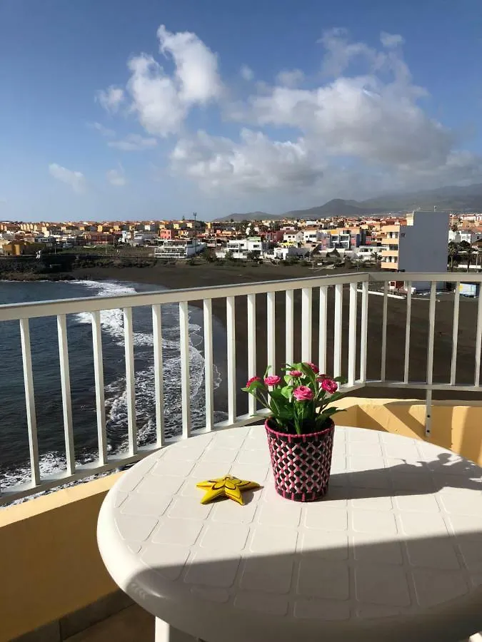 Apartamento En Primera Linea Playa La Garita Appartement