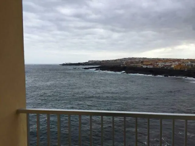 Apartamento En Primera Linea Playa La Garita Appartement